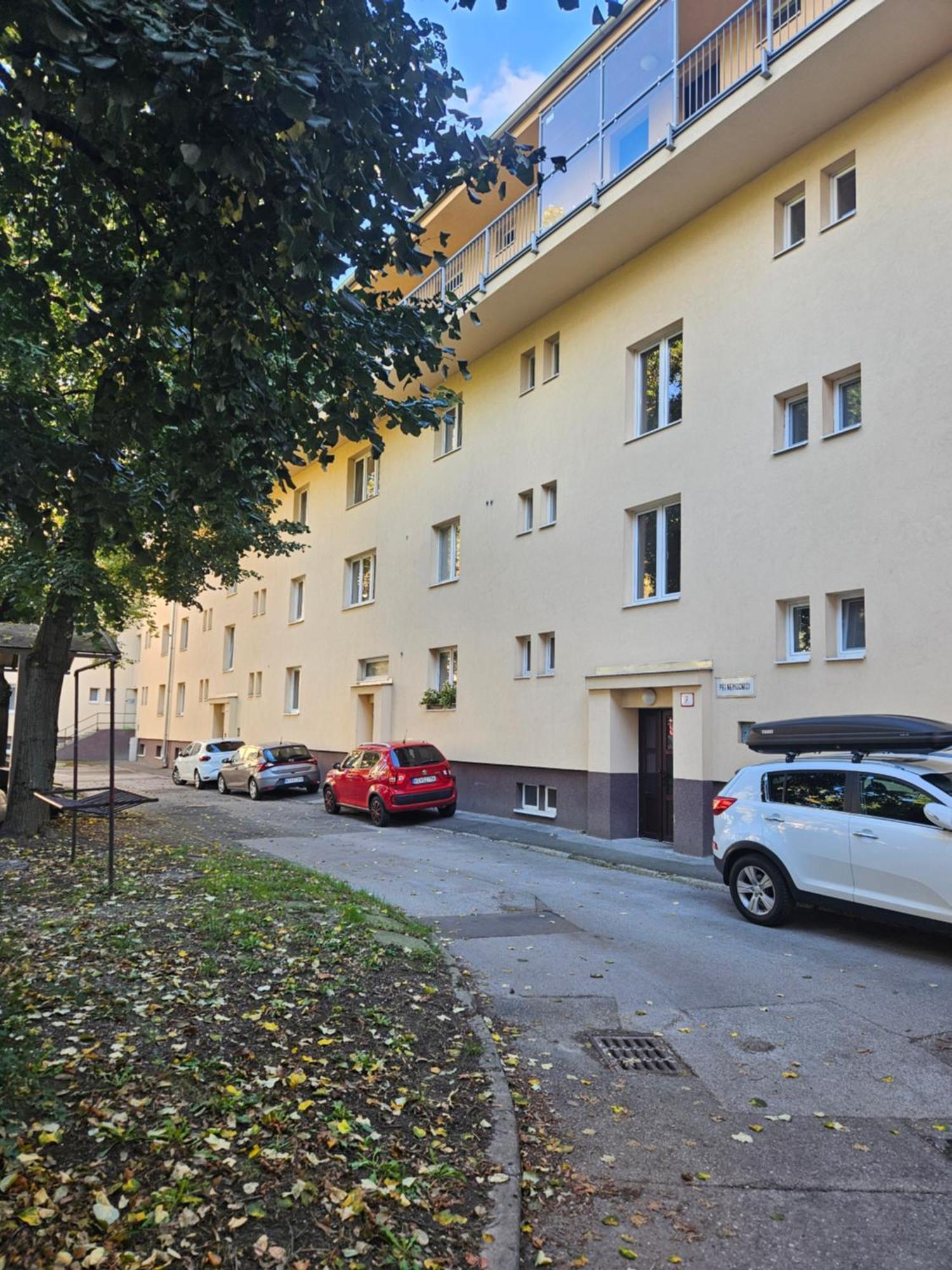 Luxusny Apartman Pri Nemocnici Кошице Экстерьер фото